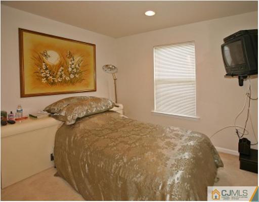 10 Rondell Lane Old Bridge, NJ 08879 - Photo 8 of 10 Gallery Image 8