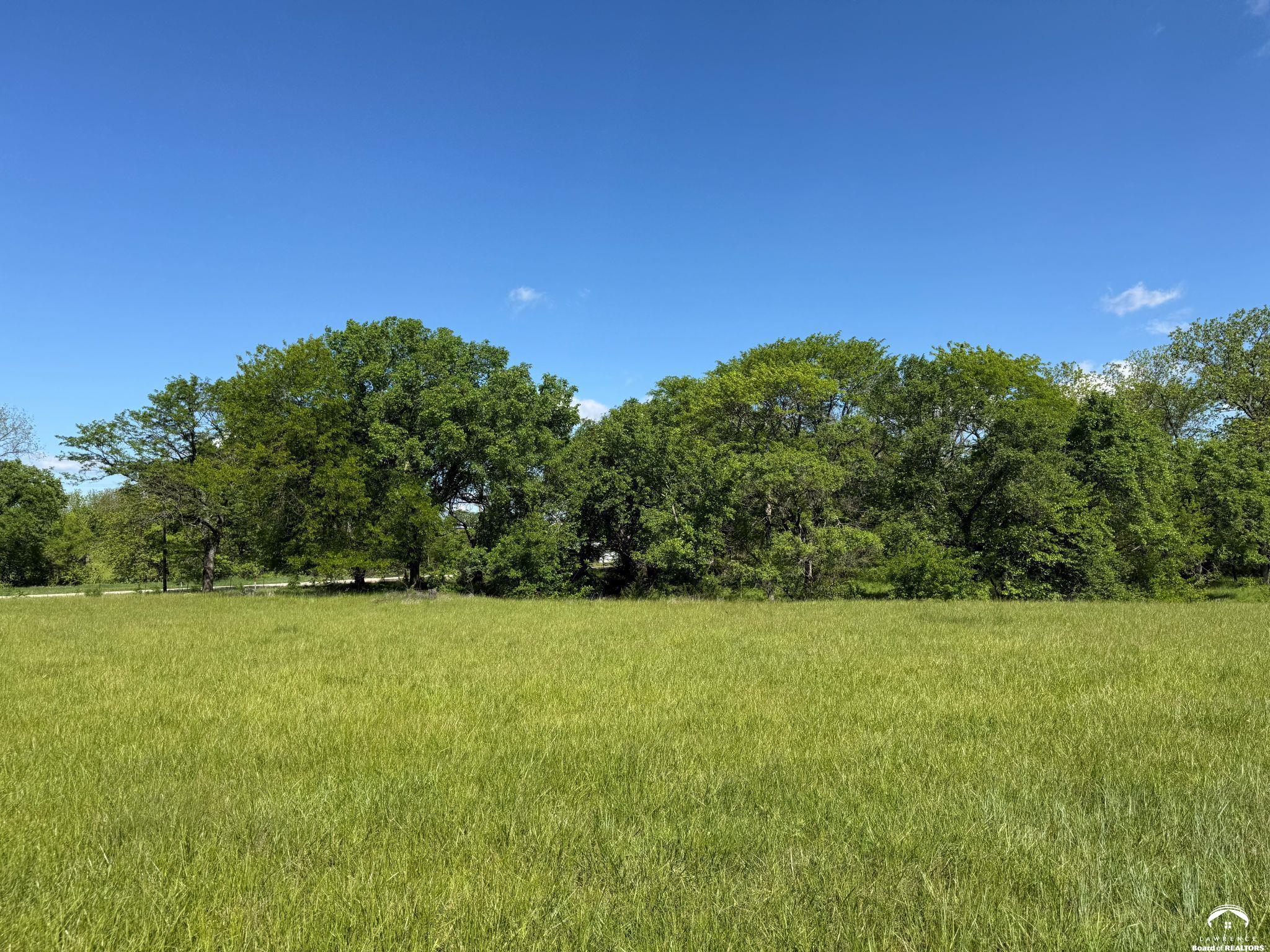 905 North 100th Road Baldwin City, KS 66006 - Photo 14 of 23