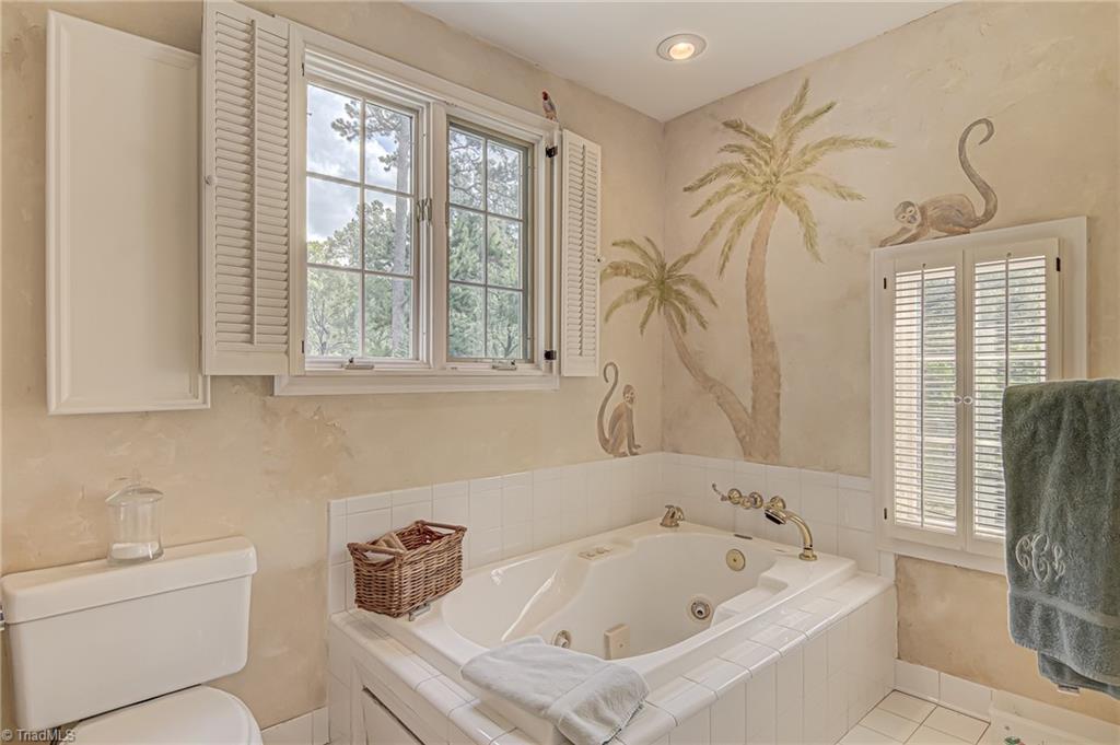 814 Dover Road Greensboro, NC 27408 - Photo 29 of 49 Gallery Image 29