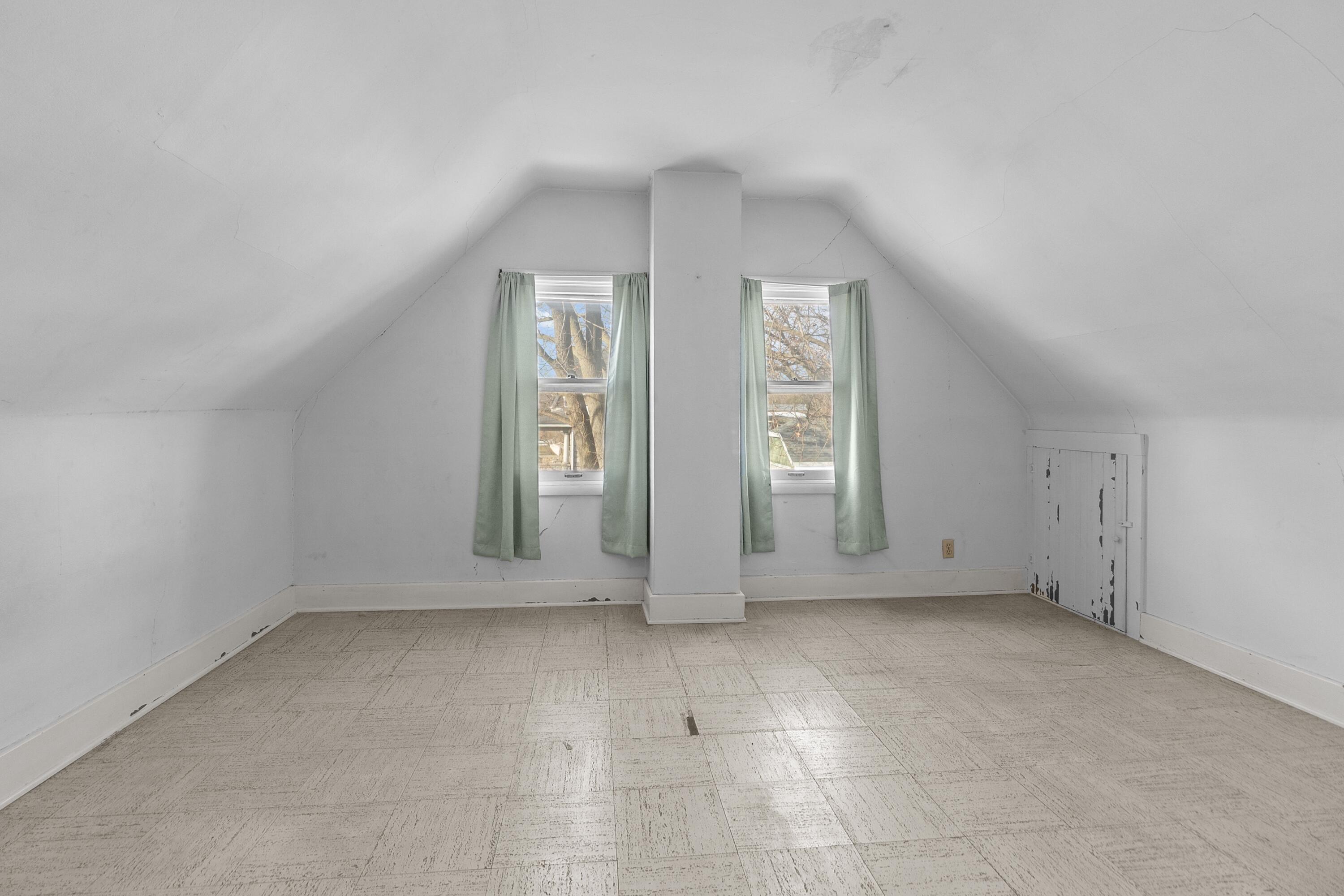 1004 Madison Street Lake Geneva, WI 53147 - Photo 16 of 30 Lynnette00015