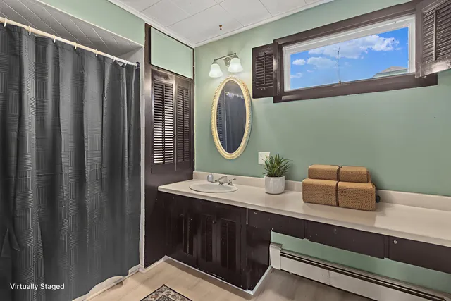 $345,000 | 1004 Madison Street, Lake Geneva, WI 53147