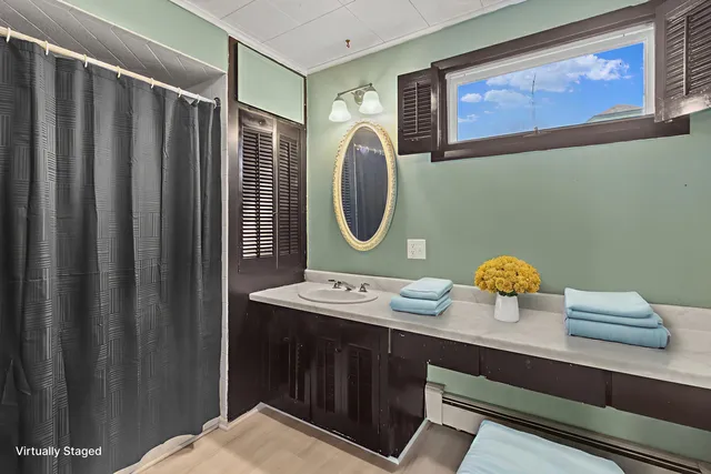 $345,000 | 1004 Madison Street, Lake Geneva, WI 53147