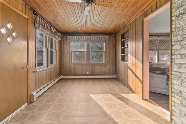 $345,000 | 1004 Madison Street, Lake Geneva, WI 53147