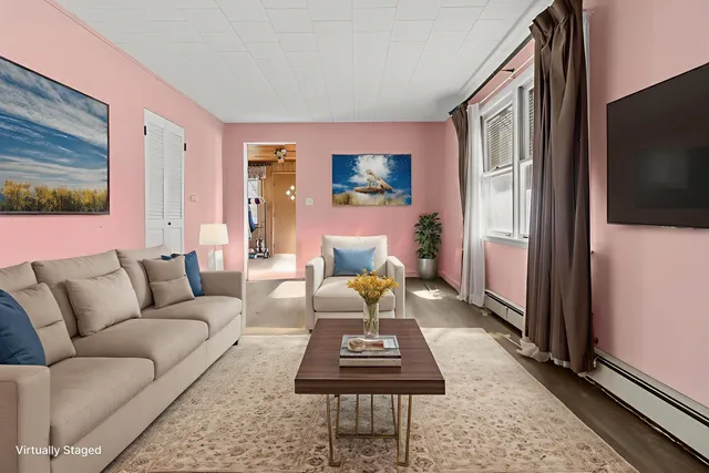 $345,000 | 1004 Madison Street, Lake Geneva, WI 53147