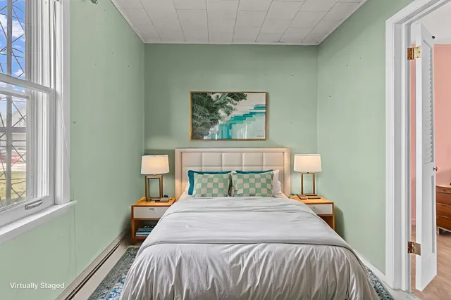 $345,000 | 1004 Madison Street, Lake Geneva, WI 53147