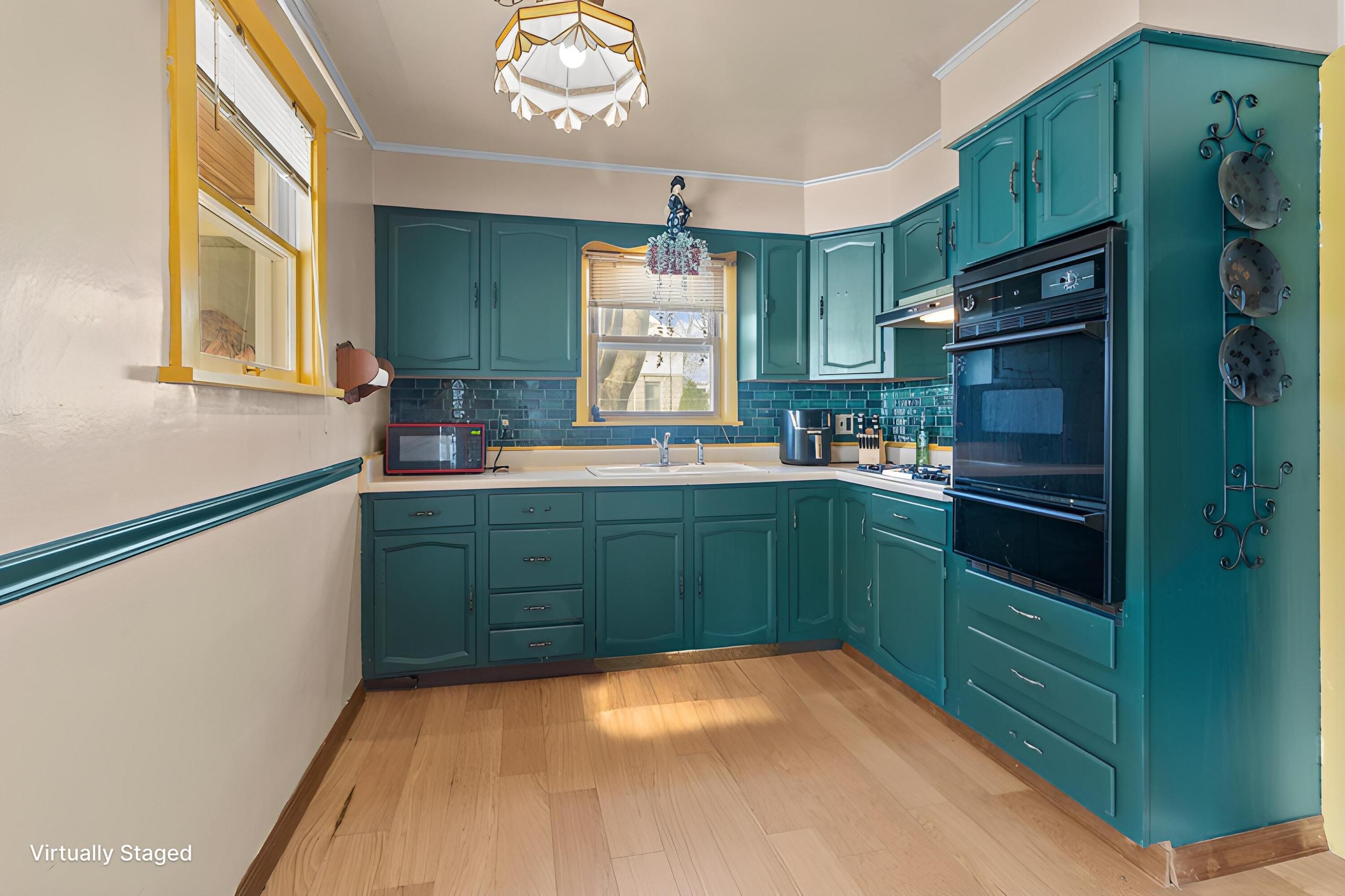 1004 Madison Street Lake Geneva, WI 53147 - Photo 9 of 30 Lynnette00001