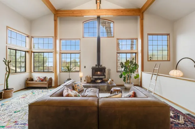 $1,099,999 | 153 Incline Place, Benicia, CA 94510