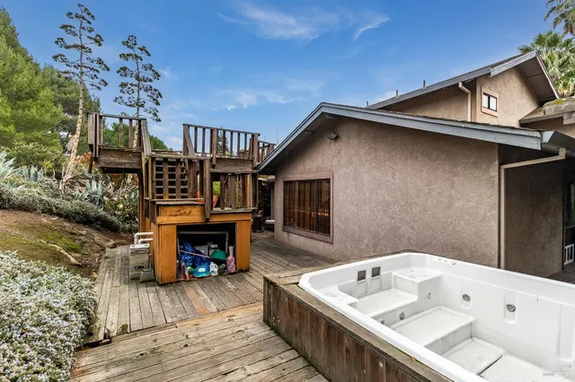 $1,099,999 | 153 Incline Place, Benicia, CA 94510