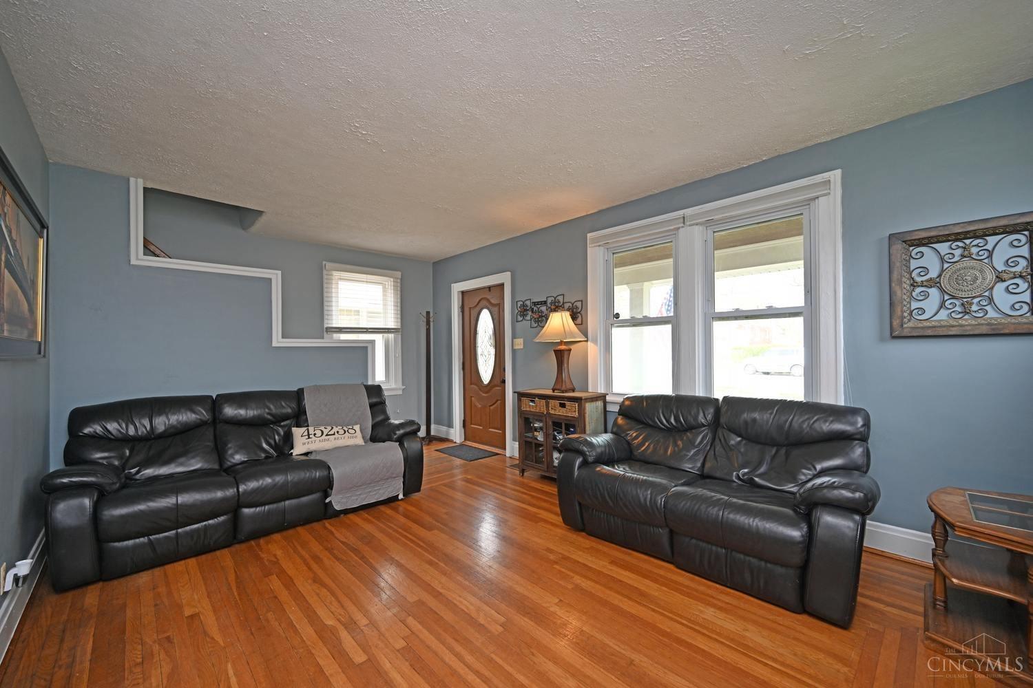 5245 Sidney Road Cincinnati, OH 45238 - Photo 7 of 31