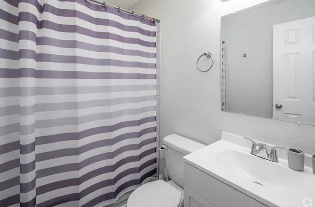 $725 | 405 Beech Street, Unit 21, Clarksville, TN 37042