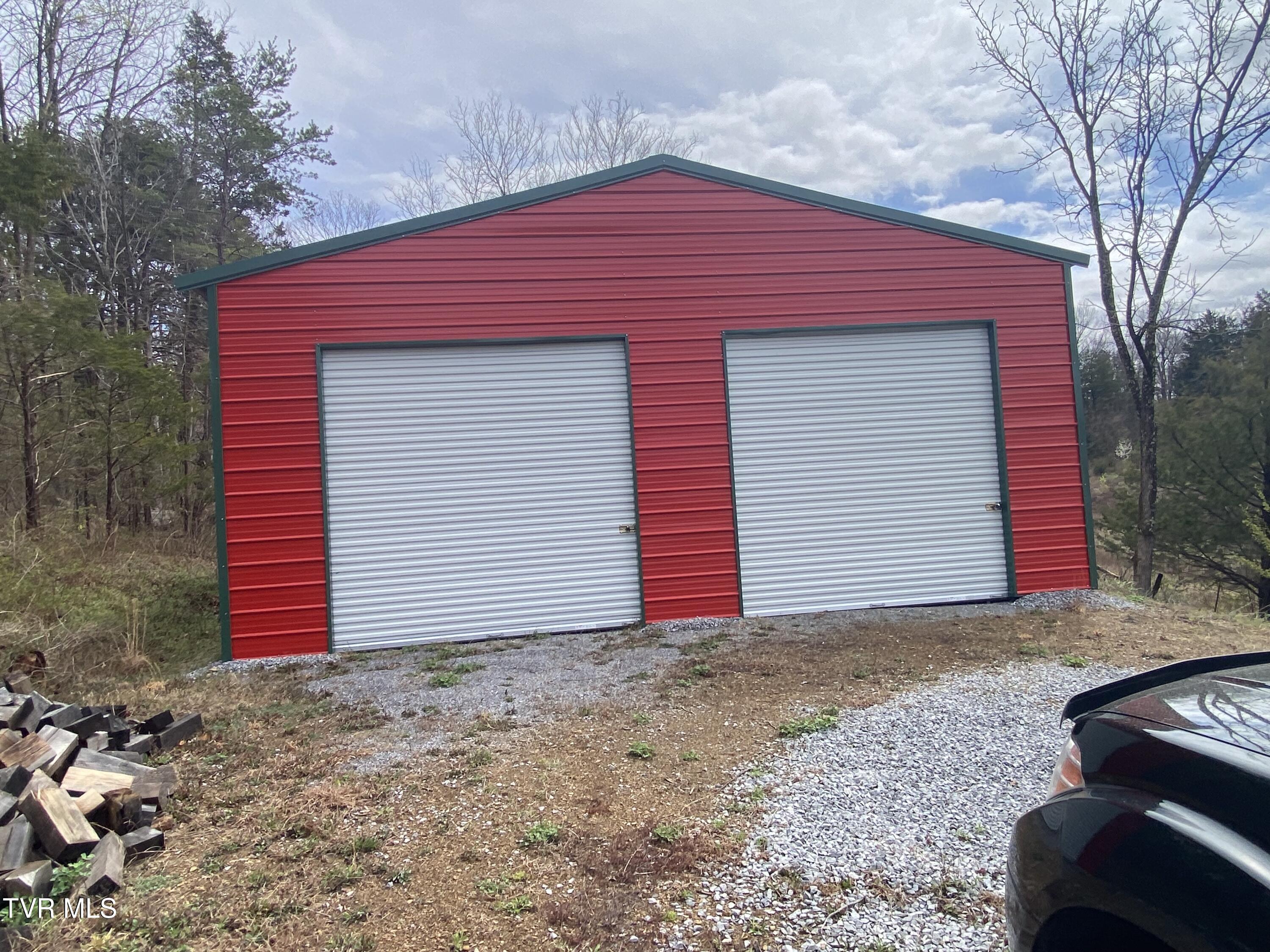 1405 Dodd Branch Road Greeneville, TN 37743 - Photo 1 of 27 IMG_2199