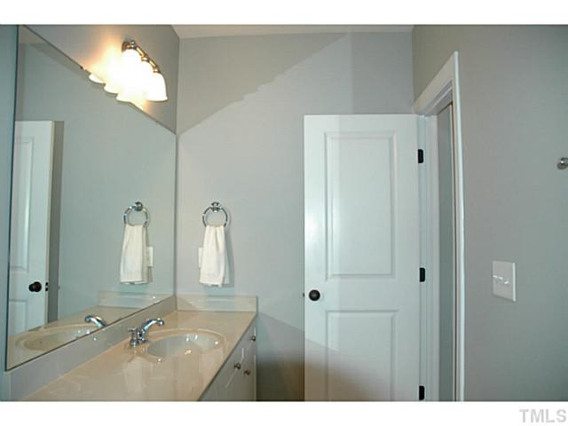9312 Tabriz Point Raleigh, NC 27614 - Photo 20 of 25 Full Basement Bathroom with tub/shower.