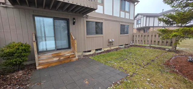 $175,000 | 5749 Cambridge Circle, Unit 2, Mount Pleasant, WI 53406