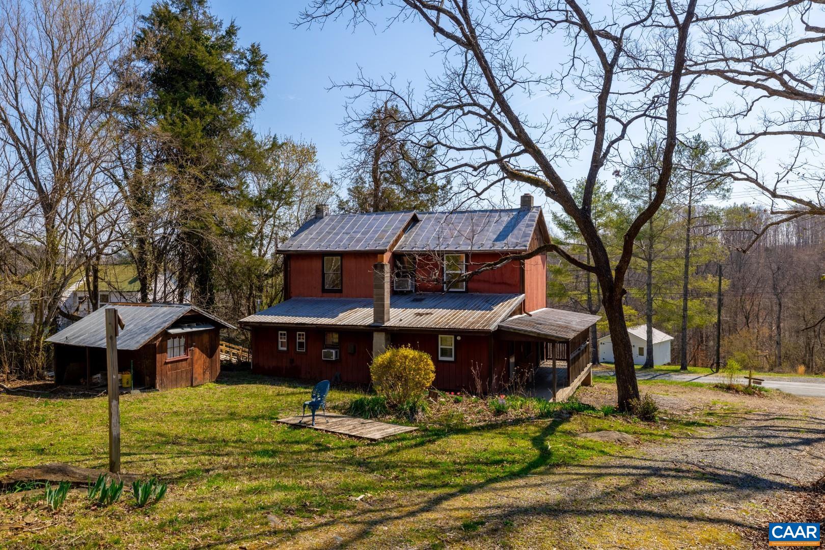 2143 Salem Road Schuyler, VA 22969 - Photo 2 of 36 Gallery Image 2