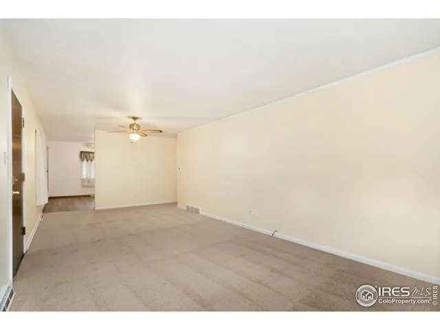 a view of empty room