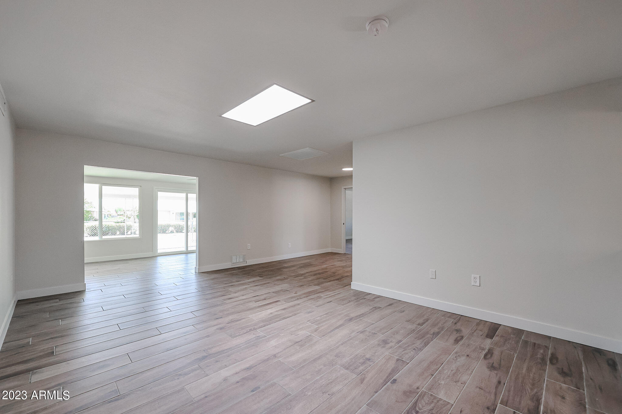 10345 West Ridgeview Road Sun City, AZ 85351 - Photo 19 of 44 b (15)