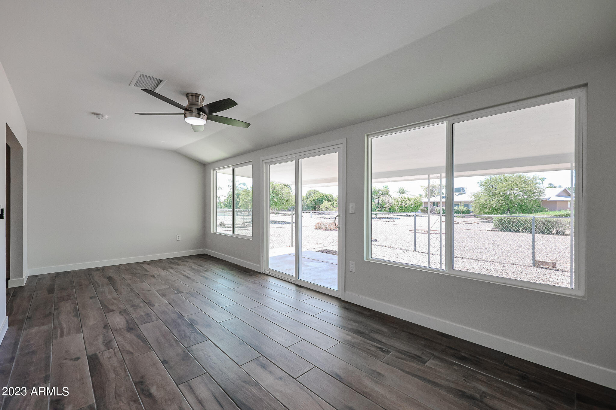10345 West Ridgeview Road Sun City, AZ 85351 - Photo 35 of 44 b (31)
