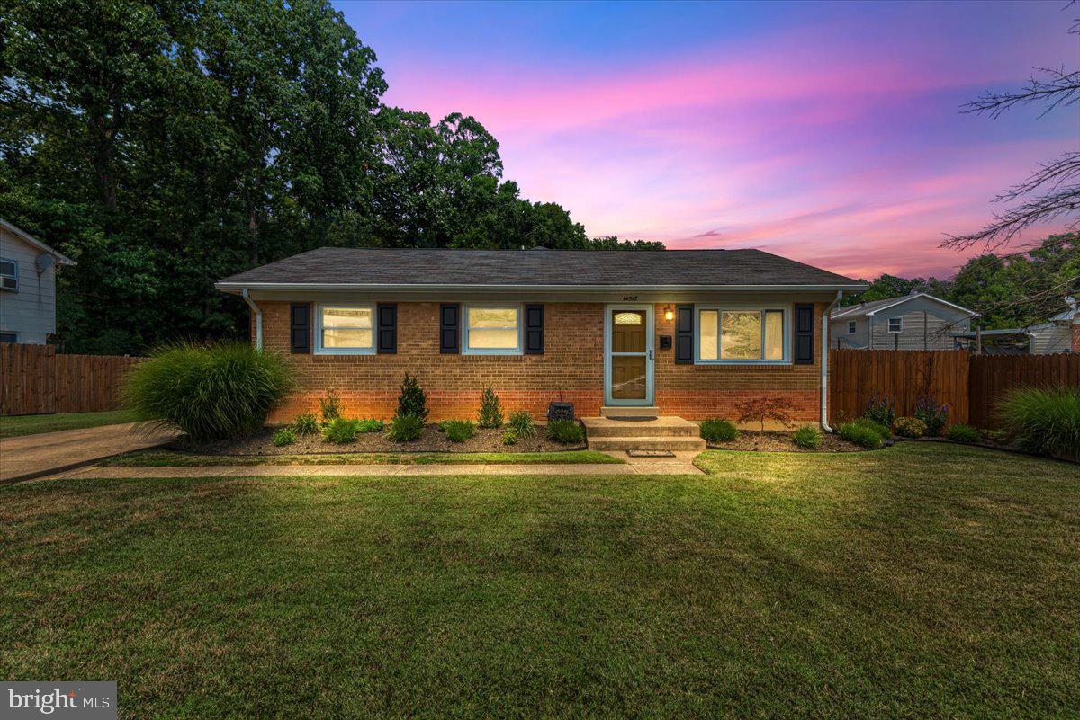 14517 Fullerton Road Woodbridge, VA 22193 - Photo 1 of 28 Gallery Image 1