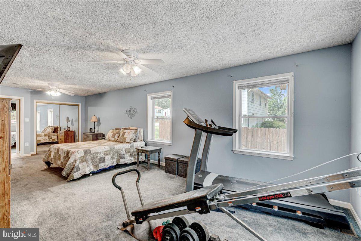14517 Fullerton Road Woodbridge, VA 22193 - Photo 17 of 28 Gallery Image 17