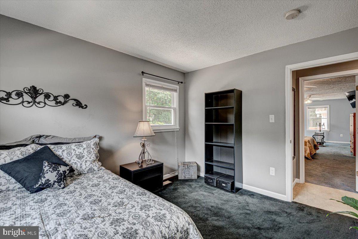14517 Fullerton Road Woodbridge, VA 22193 - Photo 20 of 28 Gallery Image 20