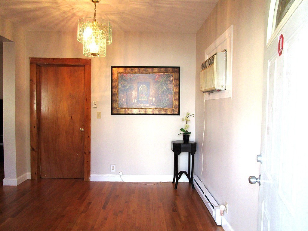 10 Ridgeway Street Lynn, MA 01902 - Photo 2 of 17 Gallery Image 2