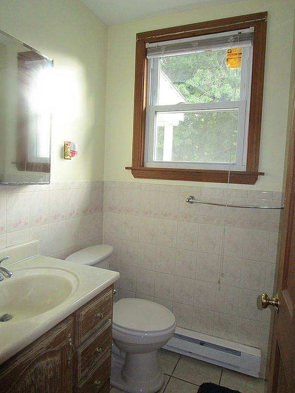 10 Ridgeway Street Lynn, MA 01902 - Photo 10 of 17 Gallery Image 10