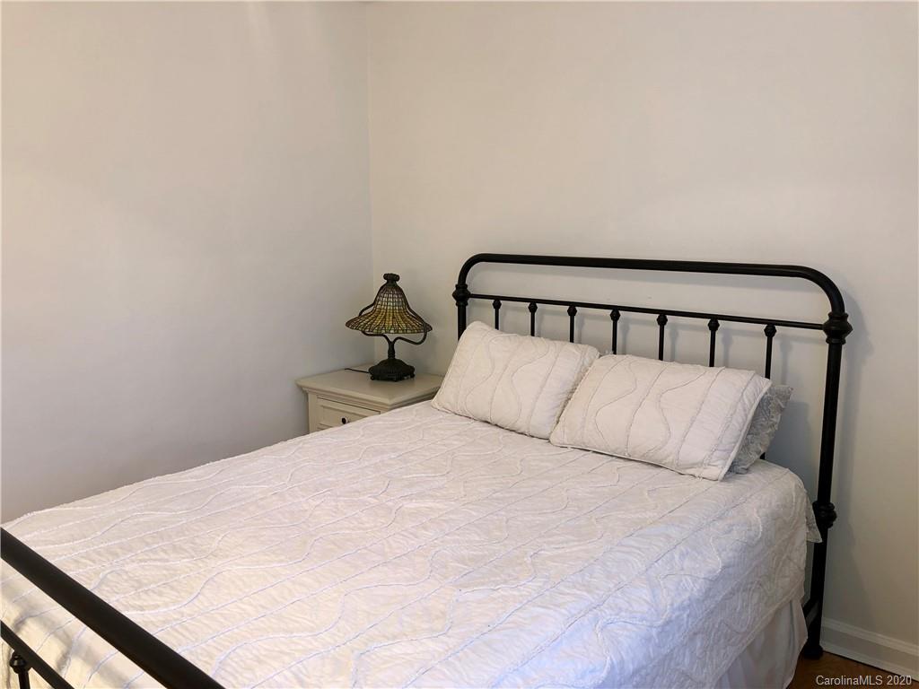 108 Colville Road Charlotte, NC 28207 - Photo 17 of 22 Gallery Image 17