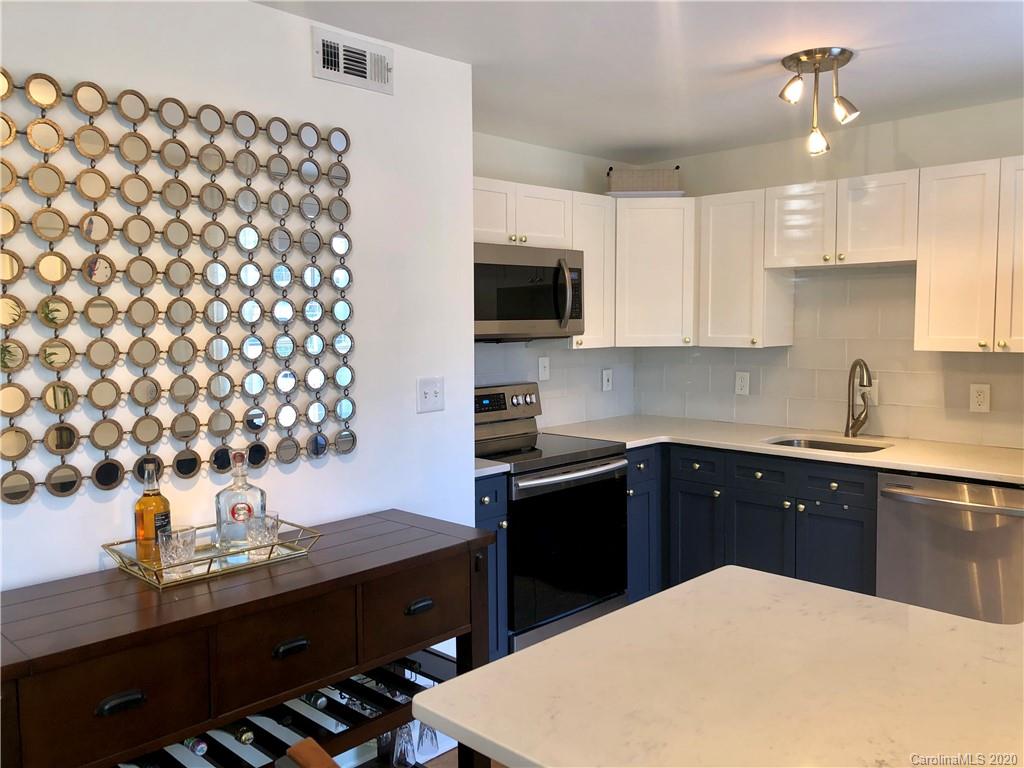 108 Colville Road Charlotte, NC 28207 - Photo 6 of 22 Gallery Image 6