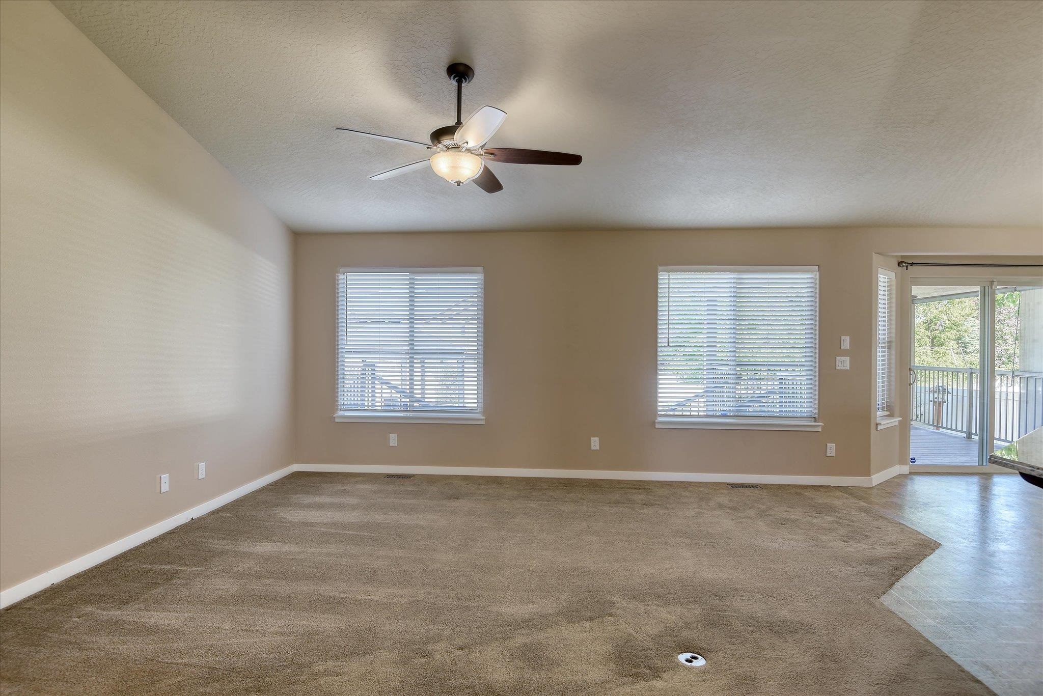 9920 North Austin Lane Spokane, WA 99208 - Photo 9 of 45