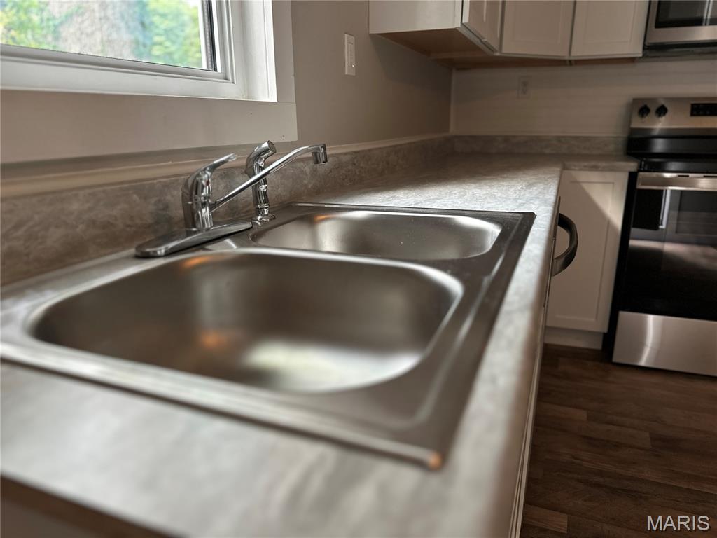 404 North First Street Steelville, MO 65565 - Photo 8 of 20