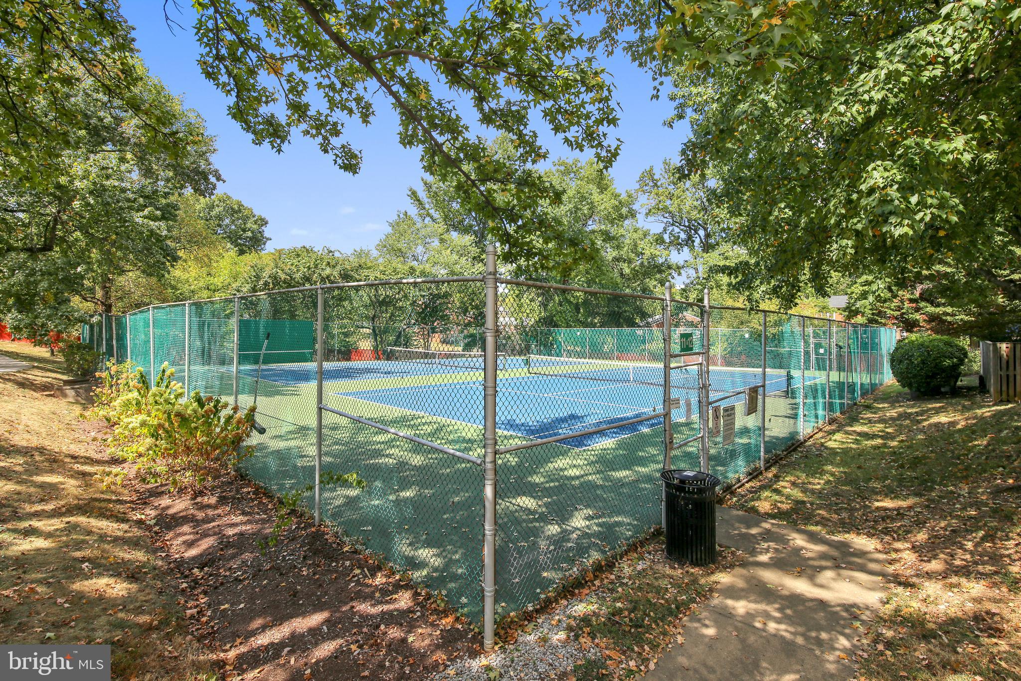 4608 28th Road South, Unit B Arlington, VA 22206 - Photo 21 of 26 Community Tennis Courts