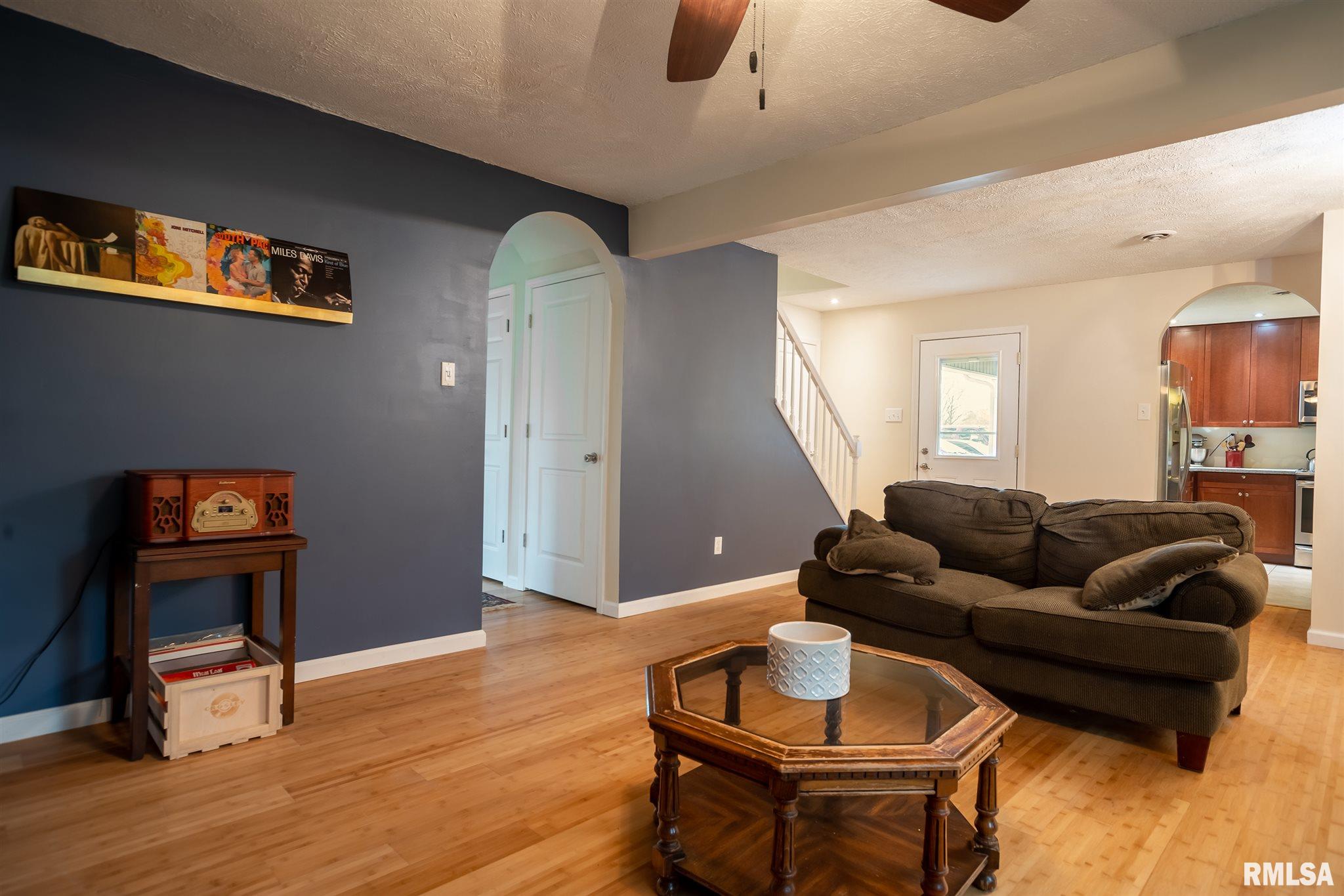 14437 Allen Road Carterville, IL 62918 - Photo 15 of 42 Gallery Image 15