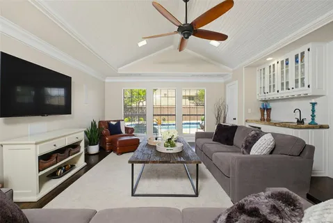 $725,000 | 3912 Esquire Drive, Plano, TX 75023