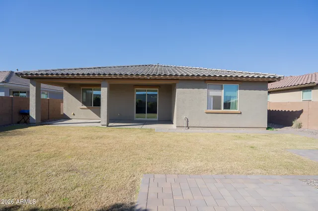 $2,595 | 5033 North 81st Avenue, Glendale, AZ 85303