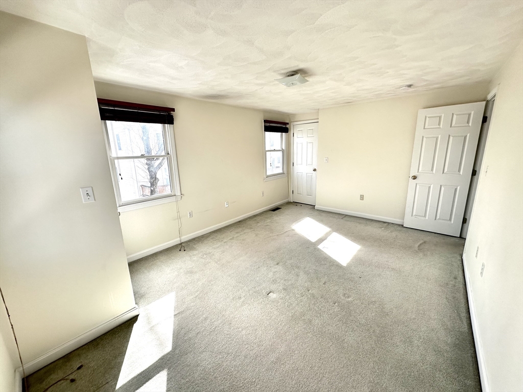 104 Chestnut Street, Unit 6 Waltham, MA 02453 - Photo 12 of 20