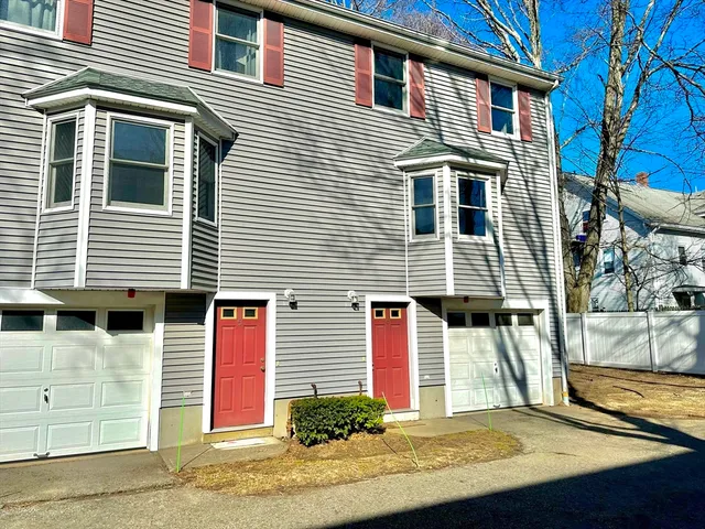 $2,700 | 104 Chestnut Street, Unit 6, Waltham, MA 02453