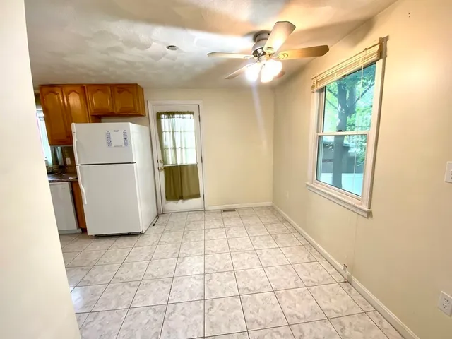 $2,700 | 104 Chestnut Street, Unit 6, Waltham, MA 02453