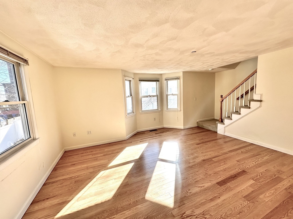 104 Chestnut Street, Unit 6 Waltham, MA 02453 - Photo 10 of 20