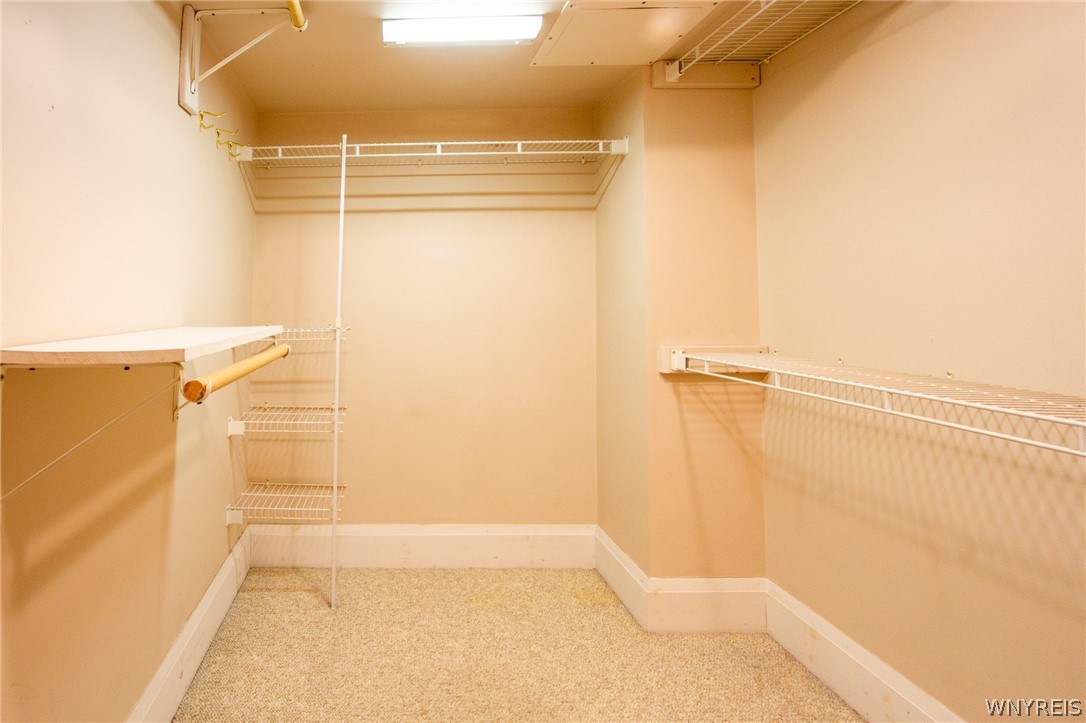 980 Parkside Avenue Buffalo, NY 14216 - Photo 14 of 19 Master Closet