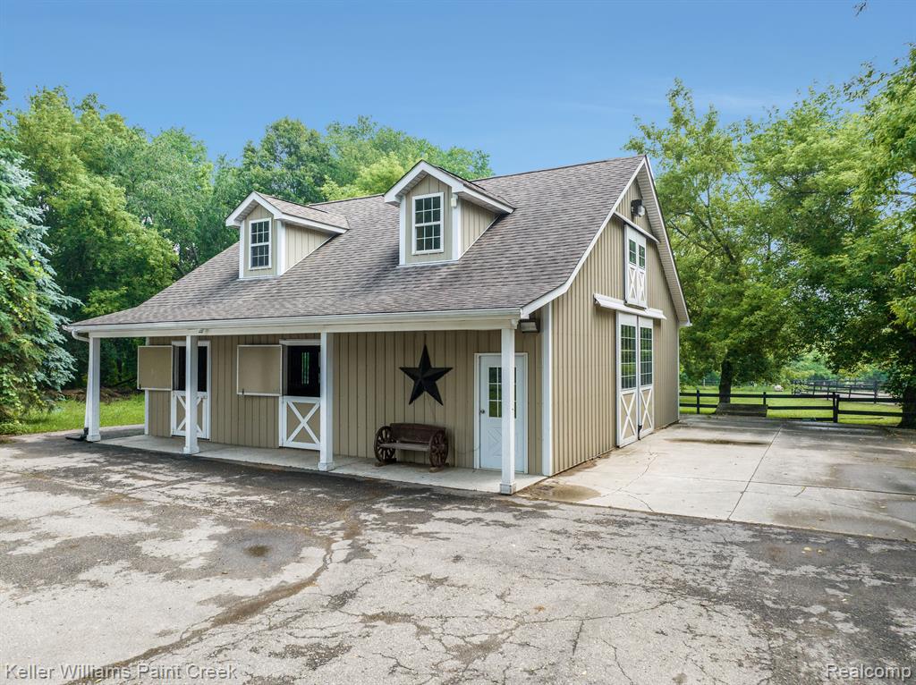 4165 Sheldon Road Rochester, MI 48306 - Photo 51 of 74