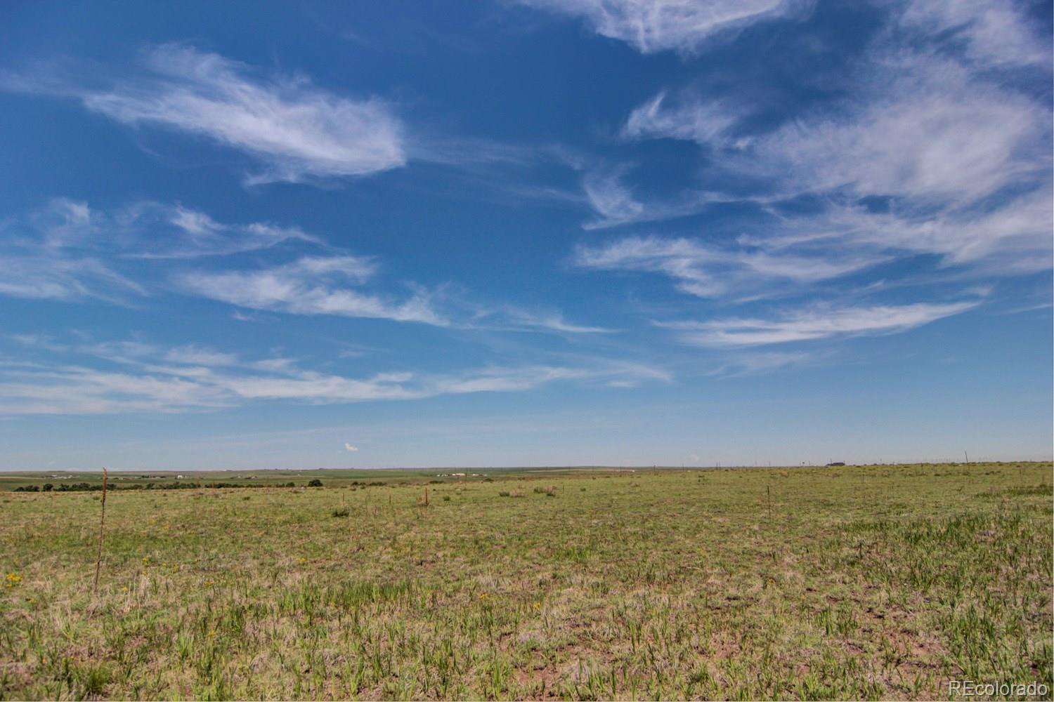 3-1231 North County Road Bennett, CO 80102 - Photo 5 of 10 Gallery Image 5