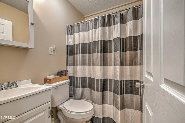 $295,000 | 220 Eastwood Drive, Bluff City, TN 37618