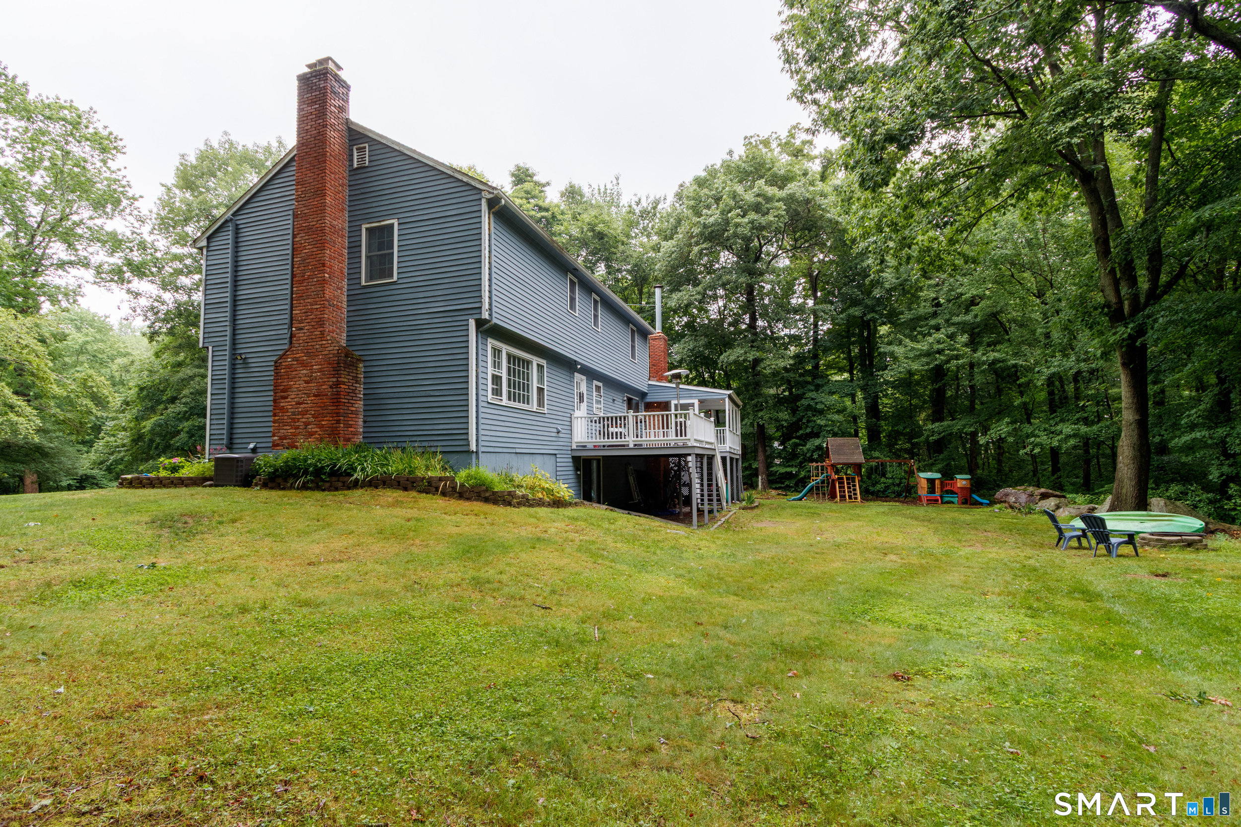 41 Fieldcrest Drive Ridgefield, CT 06877 - Photo 24 of 28