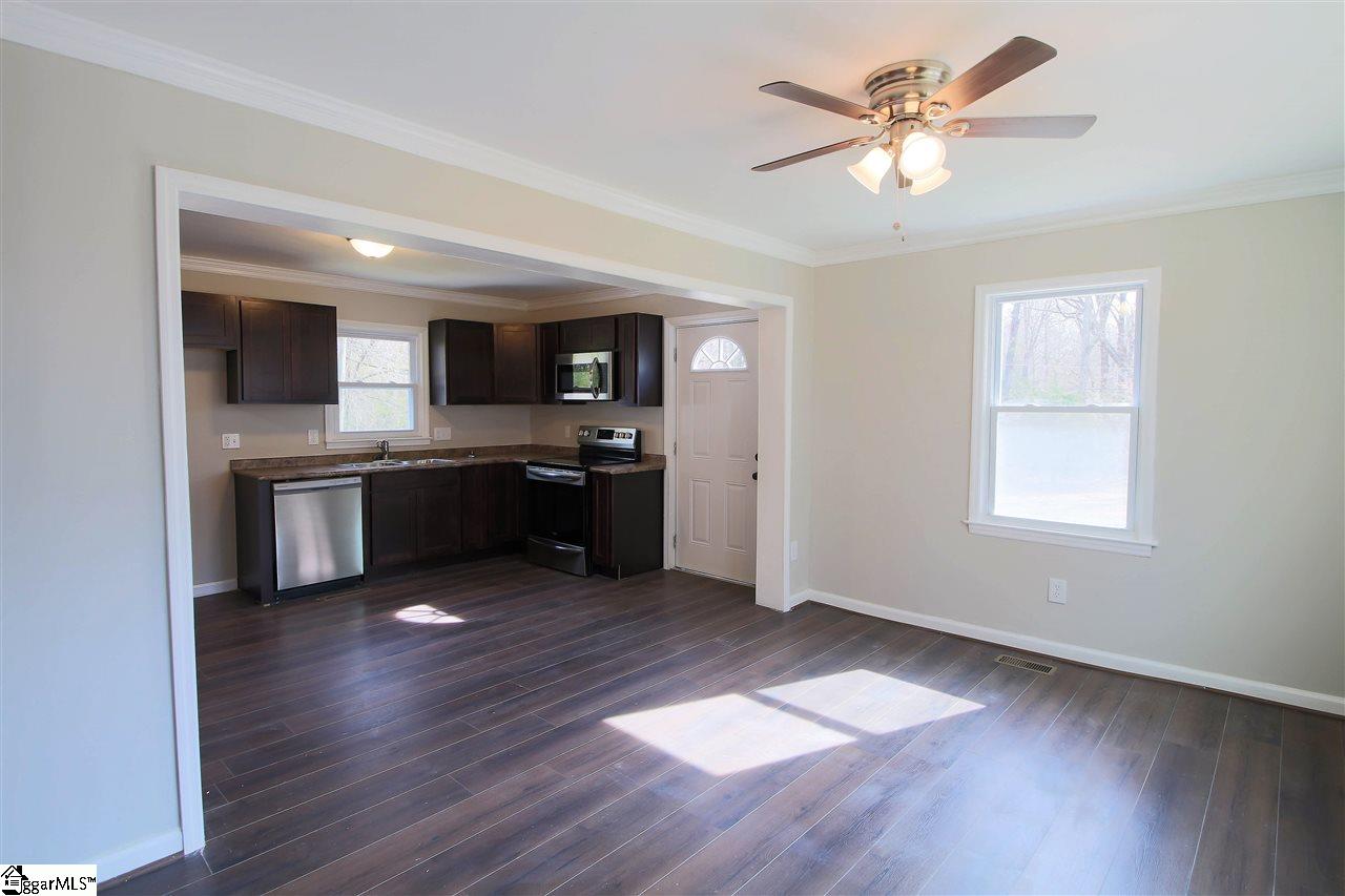 177 Sullivan Road Laurens, SC 29360 - Photo 6 of 26 Gallery Image 6