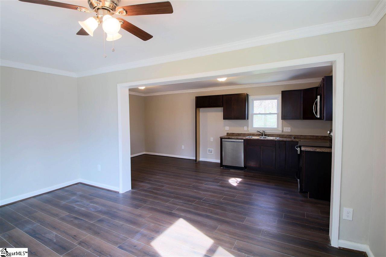 177 Sullivan Road Laurens, SC 29360 - Photo 7 of 26 Gallery Image 7