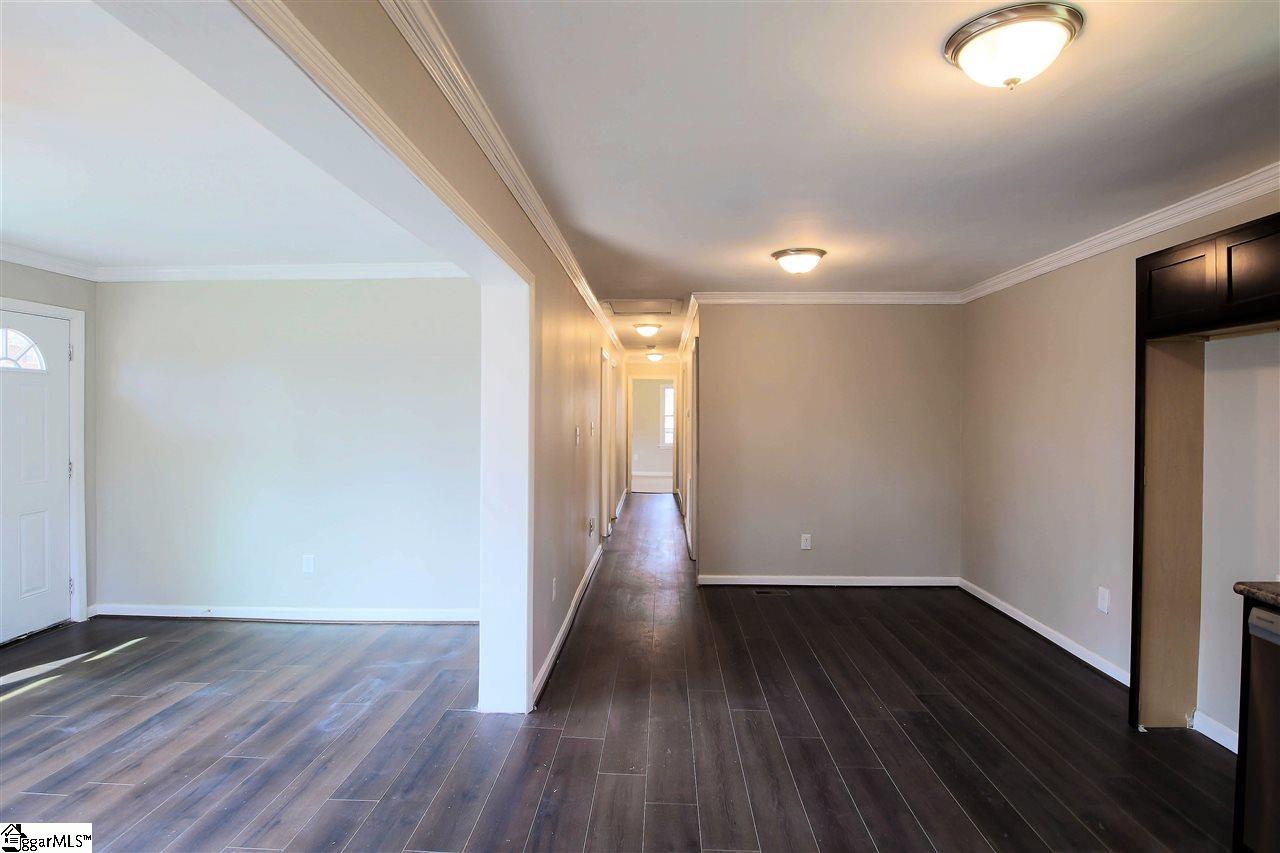 177 Sullivan Road Laurens, SC 29360 - Photo 10 of 26 Gallery Image 10