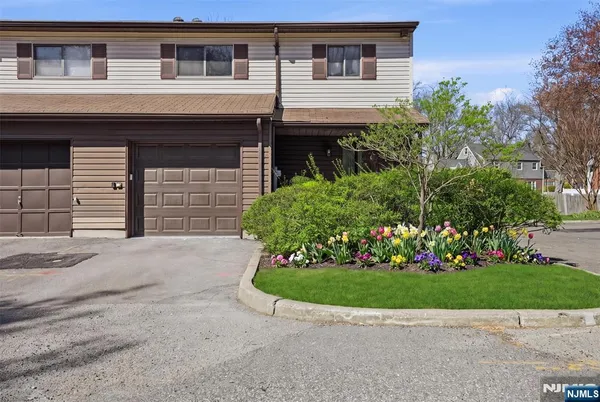 $699,000 | 170 Knickerbocker Road, Englewood, NJ 07631