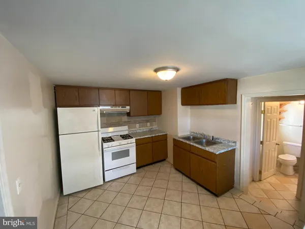 $1,695 | 1414 Princess Anne Street, Fredericksburg, VA 22401