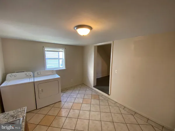 $1,695 | 1414 Princess Anne Street, Fredericksburg, VA 22401