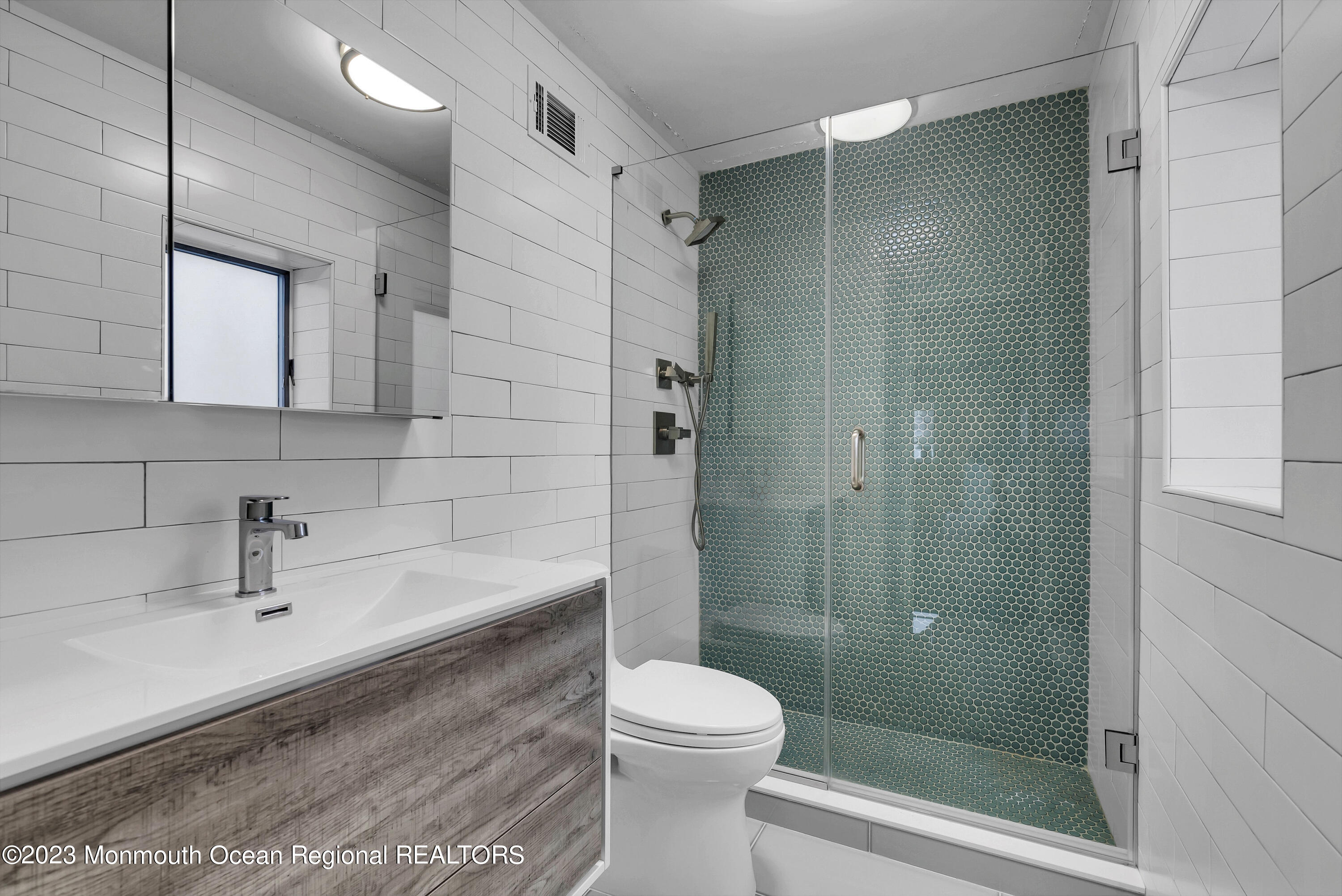 10 Portage Path Deal, NJ 07723 - Photo 26 of 39 MJB07433
